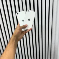 گوشی آیفون)(SE2020 128 درحدنو پک اصلی بدون‌تعمیر