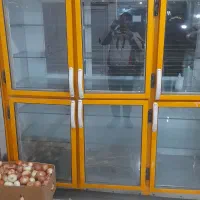 فروش فوری یک یخچال شیش در