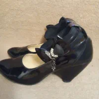 کفش|کیف، کفش، کمربند|قوچان, |دیوار