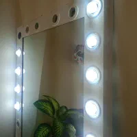 آیینه نور دار دور ام دی اف