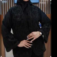 مانتو مشکی مجلسی گیپور و مروارید کار شده