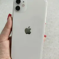 اپل iPhone 11 با حافظهٔ ۱۲۸ گیگابایت