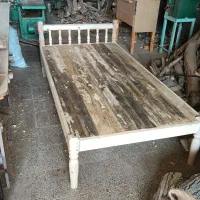 تخت تمام چوب