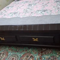 تخت خواب دونفره همراه با تشک|تخت و سرویس خواب|اراک, |دیوار