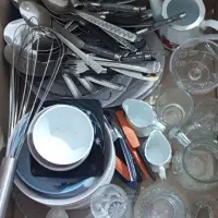 قاشق و چنگال و ظروف منزل لاکی و شیشه ای