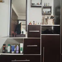 کمد لباس و میز آرایش