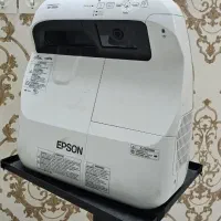 ویدو پرژکتور اپسون با کیفت بالا با کارتن