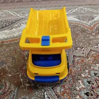 کامیون اسباب بازی