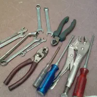کلیه امور تاسیساتی(لوله کشی،تعمیر آبگرمکن و بخاری
