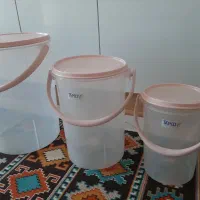 سطل و سبد سیب زمینی و پیاز