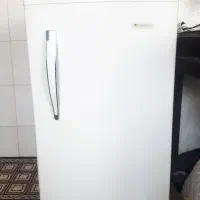 فریزر ۶ فوت هتلی ۴ کشو (بسیار تمیز و سالم)