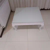 میز جلو مبلی سفید تمیز با شیشه|مبلمان خانگی و میز عسلی|کرج, باغستان|دیوار