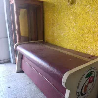 فروش میز کار و ویترین و تشک تک نفره