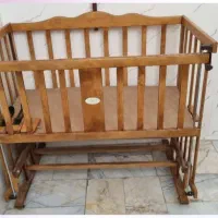 گهواره نوزادی|تخت و صندلی بچه|تهران, اتابک|دیوار