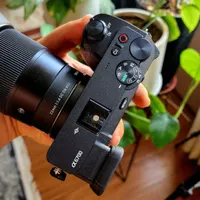 دوربین سونی الفا a6700 با لنز sigma 23 f 1.4|دوربین عکاسی و فیلم‌برداری|تهران, نارمک|دیوار