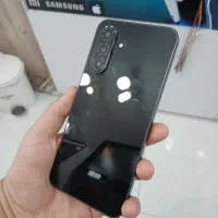 گوشی در حد نو