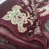 قالی ۳در چهار زرشکی و یک قالی ۶متری