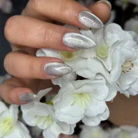 خدمات کاشت ناخن|خدمات آرایشگری و زیبایی|قم, زنبیل آباد|دیوار