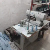 به یک مادگی و دکمه دوز پیراهن مردانه  نیازمندیم