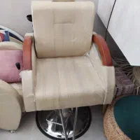 تعدادی ادوات آرایشگاهی