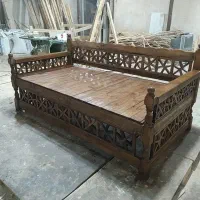 تخت سنتی شاهنشین