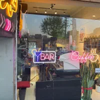 باریستا حرفه ای جوان|استخدام خدمات فروشگاه و رستوران|فردیس, فردیس|دیوار