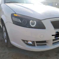 چراغ جلو رانا اسپرت