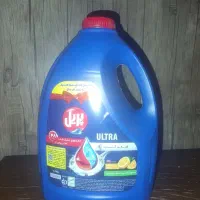 تعدادی مایع ظرف شویی