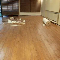 نصاب کفپوش ،پارکت، ماربل ،سقف کاذب حمام ودستشویی