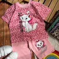 لباس بچگانه و صندل