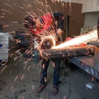 نیازمند جوشکار متعهد و با اخلاق هستیم