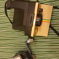 دوربین پولاروید اصل آنتیک با فلش|دوربین عکاسی و فیلم‌برداری|تهران, باغ فیض|دیوار