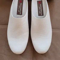 چندجفت کفش وصندل سایز۳۷