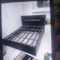 تخت دونفره