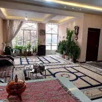 رهن و اجاره خانه ویلایی دربست صنایع میرزای شیرازی|اجارهٔ خانه و ویلا|شیراز, دکتر حسابی|دیوار