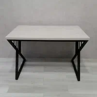 میز تحریر فلزی طرح لوزی