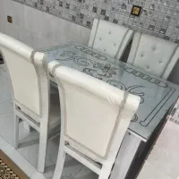 میز غذا خوری چهارنفره