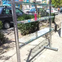 ویترین ایستاده شیشه ای