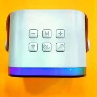 اسپیکر شارژی رقص نور همراه با میکروفن نو وآکبند|پخشکننده همراه|تبریز, |دیوار