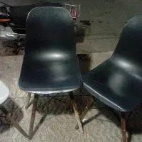 میز صندلی صندلی