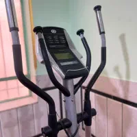 دوچرخه ثابت ایستاده