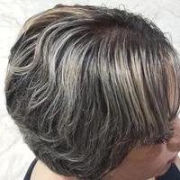 آموزش و خدمات ارایشگری با قیمت مناسب|خدمات آرایشگری و زیبایی|نجف‌آباد, امام خمینی|دیوار