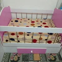تخت گهواری کودک دخترانه سالم