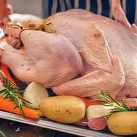 بوقلمون شرکتی کامل یا قطعه بندی