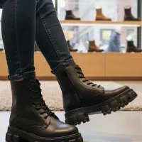 کفش نیم بوت