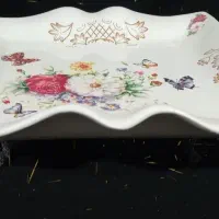 ظروف گلدار شیک به مناسبت روز مادر|ظروف سرو و پذیرایی|کرمان, |دیوار