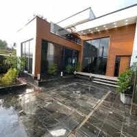 ویلایی-استخردار-با-روف-گاردن