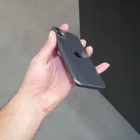 آیفون 11 نرمال 64 گیگ تک سیم کارت سالم تمیز|موبایل|اصفهان, جلفا|دیوار