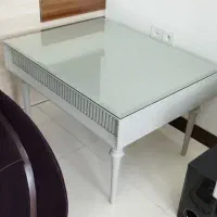 میزجلومبلی