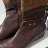 بوت چرم خارجی برند فوق العاده شیک و راحت سایز ۳۶